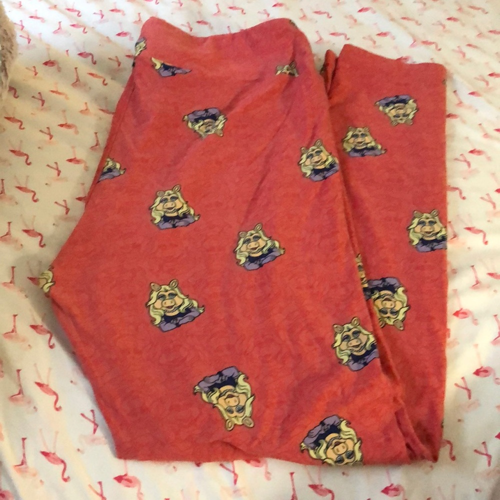 LuLaRoe Red Leggings with Character Print
